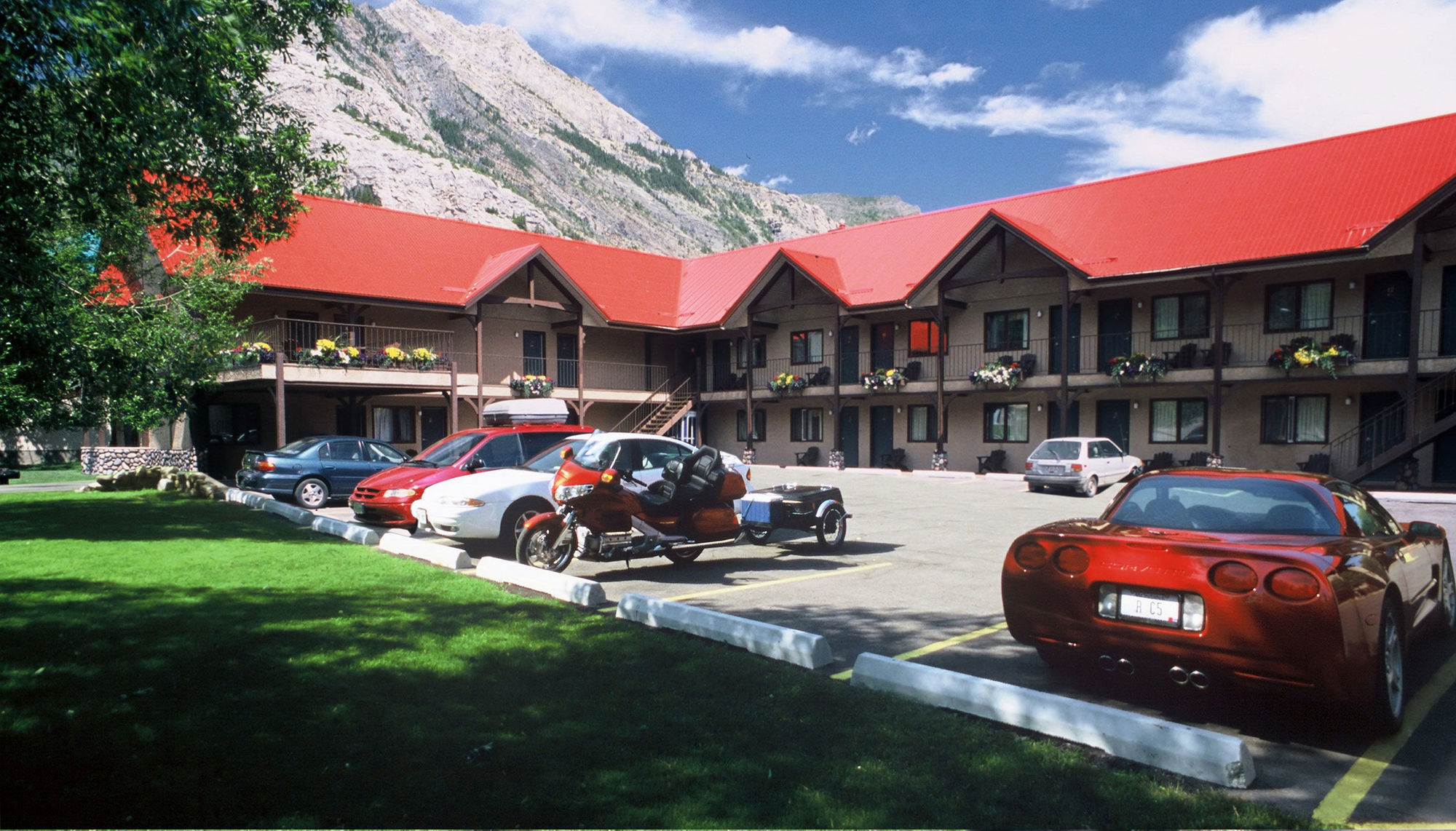 Aspen Village Waterton Park Eksteriør billede